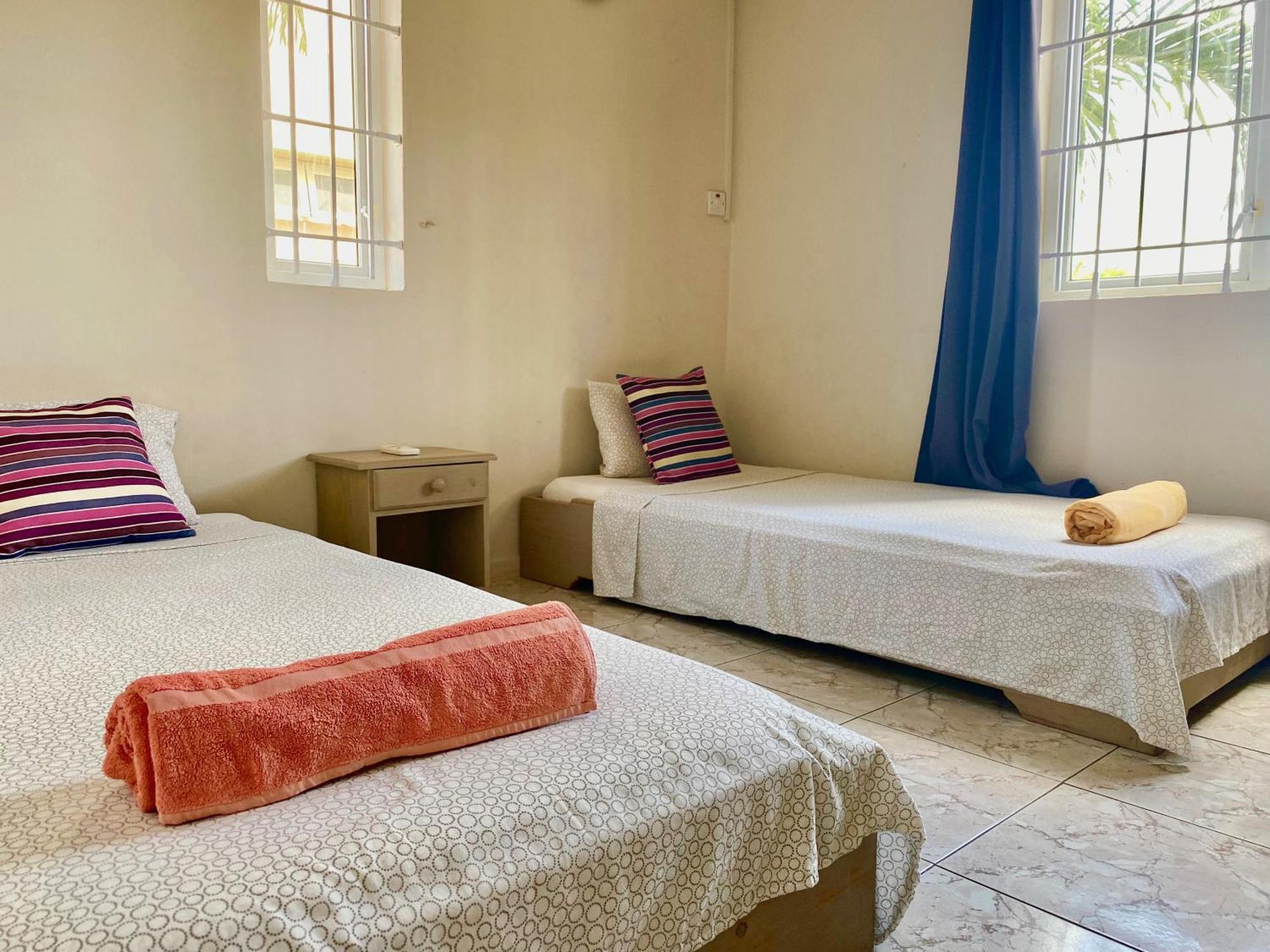 Beachfront Villa In A Beautiful And Secured Complex Flic en Flac Ruang foto
