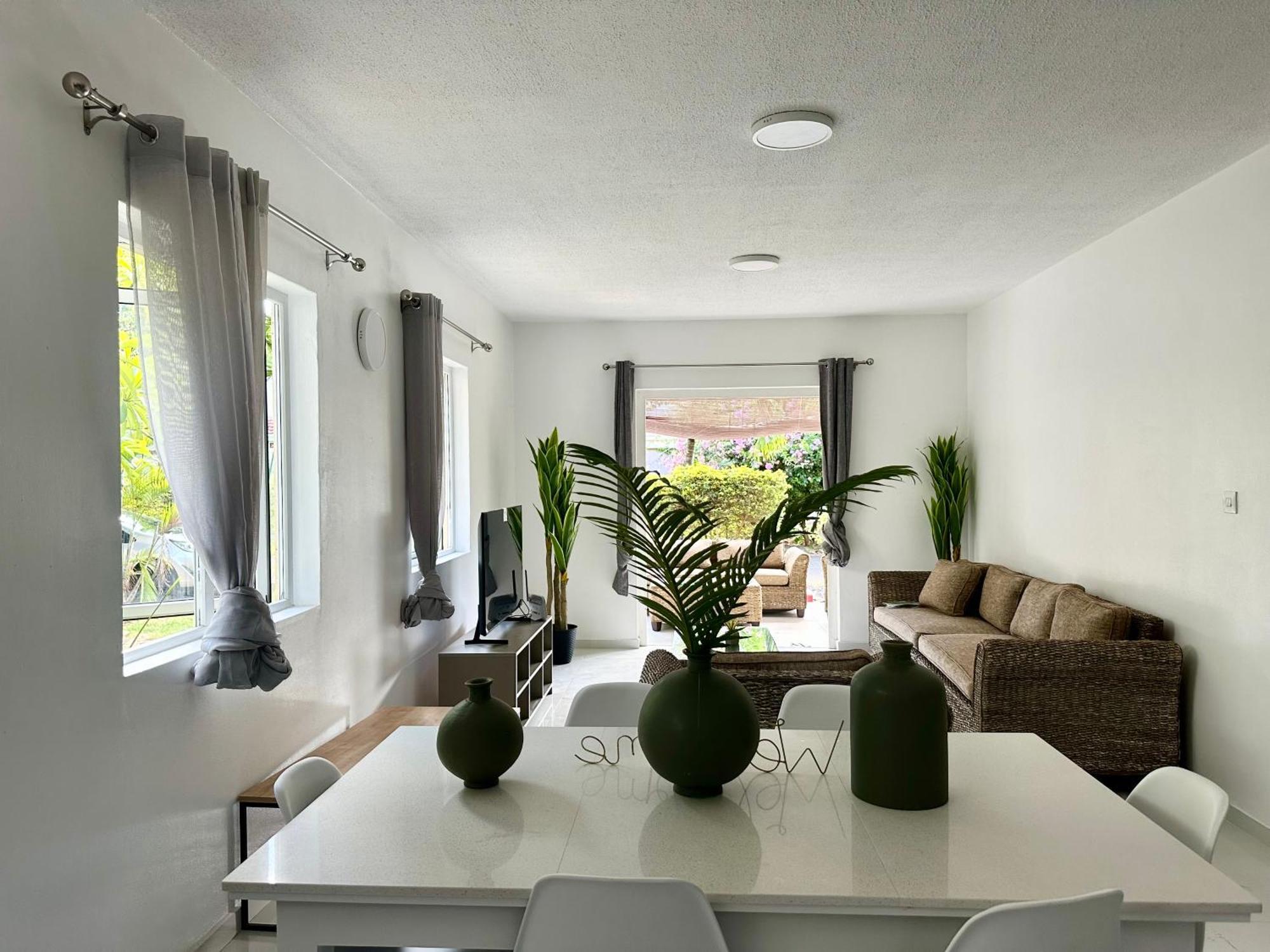 Beachfront Villa In A Beautiful And Secured Complex Flic en Flac Ruang foto